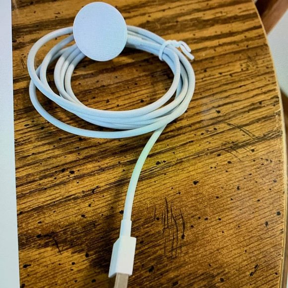 5.0 ft Upgrade iWatch Portable Wireless Apple Watch Series Watch Charger - Picture 7 of 9